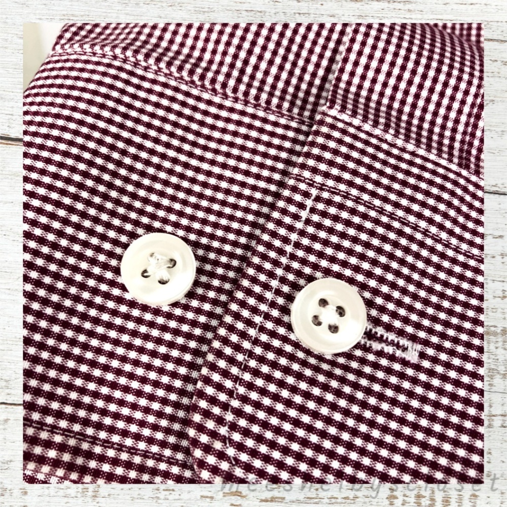 Kirkland Signature Men's Long Sleeve Dress Shirt - Picture 6 of 7